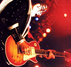 ACE FREHLEY (KISS) WIRD HEUTE 61, HIER GEHT ES ZUM INTERVIEW